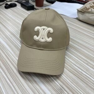 Celine fashionable baseball cap
